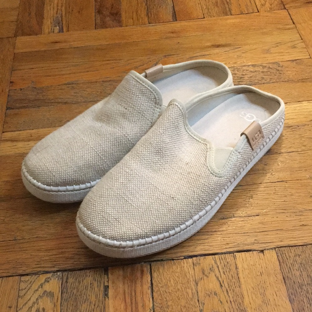 UGG open back sneaker, barely used sz8
